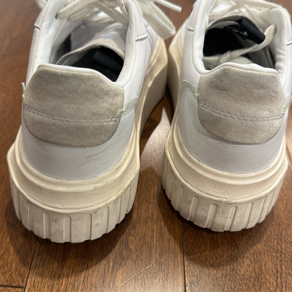 Adidas sneakers - Picture 5 of 6